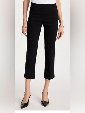 👗Chicos Black Women's Brigitte Pull-On Capri Pants